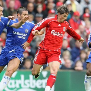 爱游戏官方-英超攻防转换快速，精彩进球瞬间令人陶醉，英超 进球