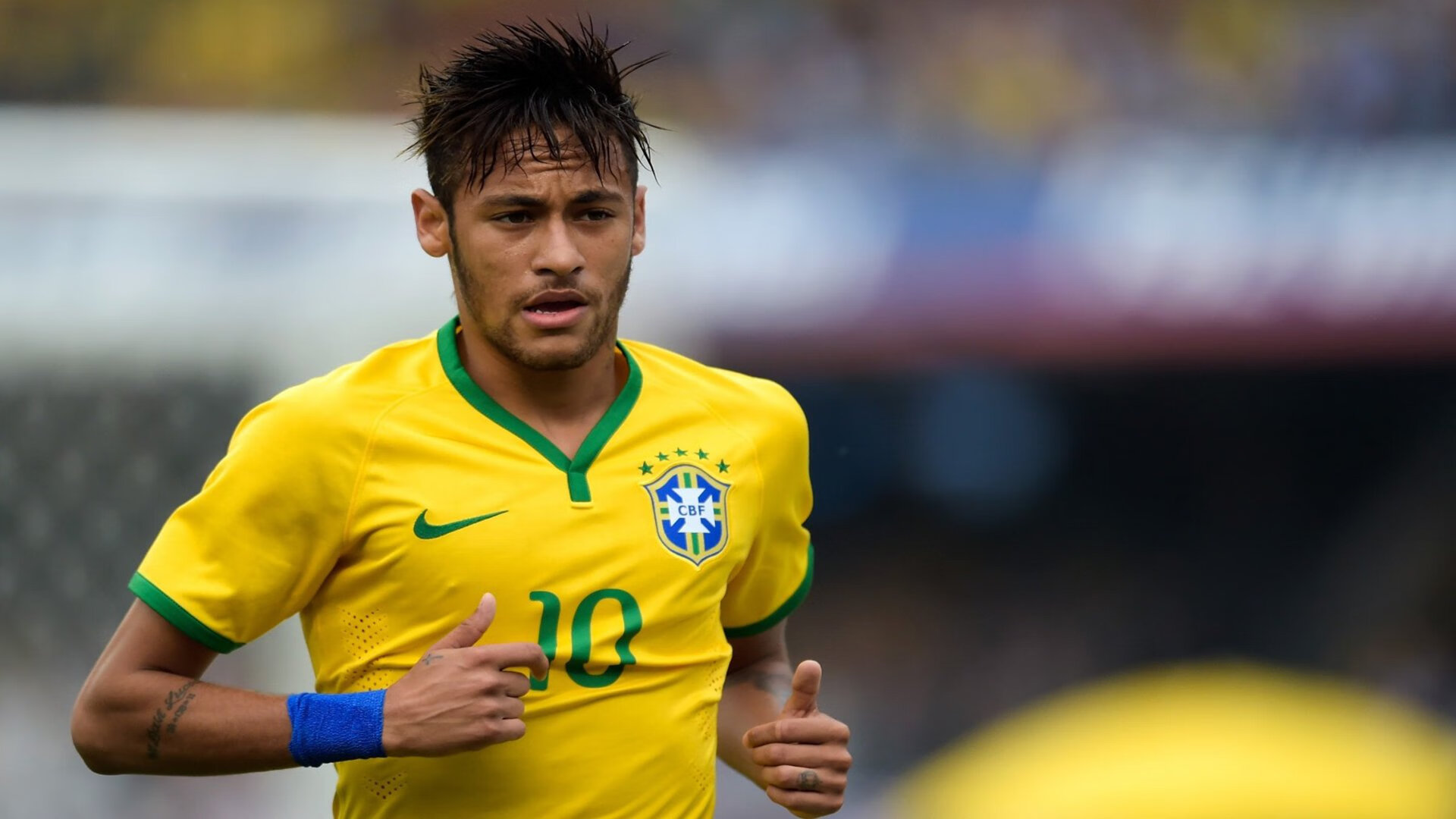 _夜空灯光跑：在星辰点缀下奔跑_，星空夜光灯图片大全